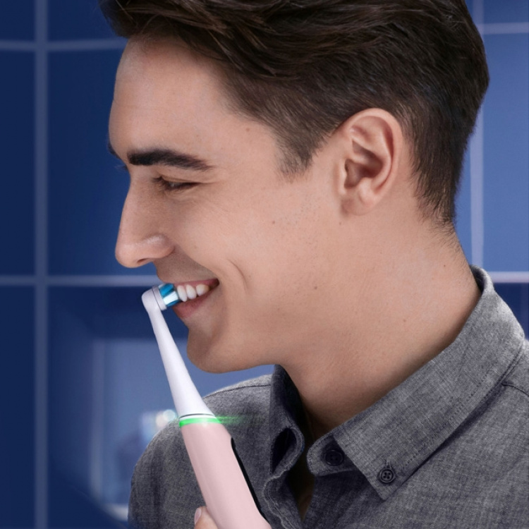 Oral B Elektrisk tannbørste iO6 Series M6 Pink