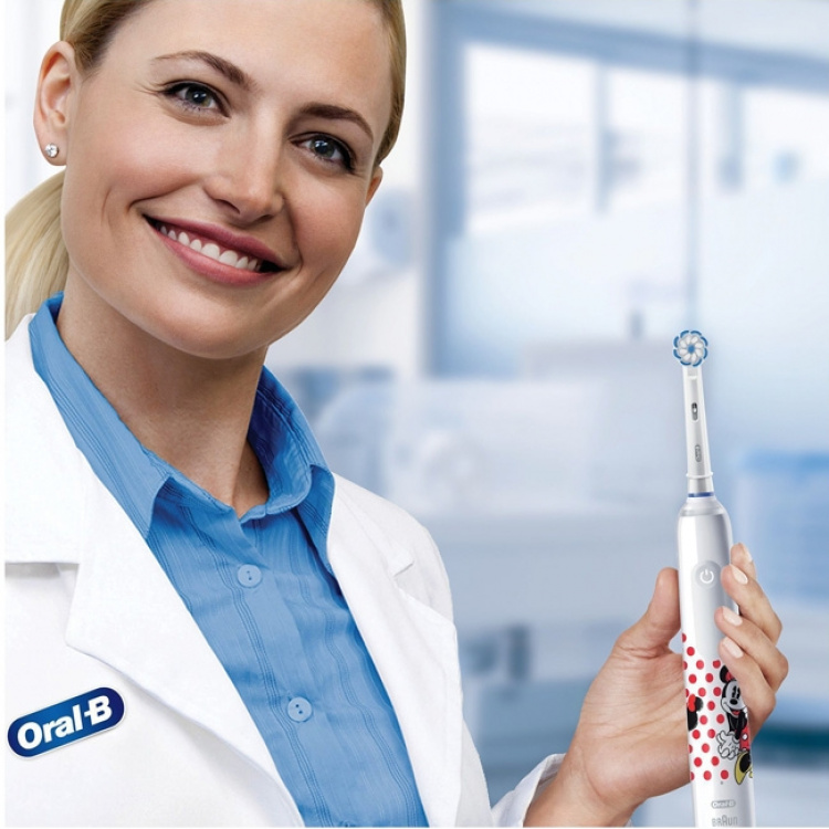 Oral B Elektrisk tannbørste Pro 3 Junior Minnie