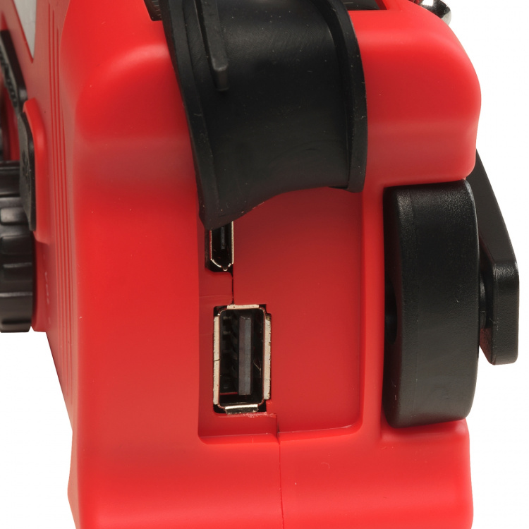 Denver Radio med sveiv og solcellelading