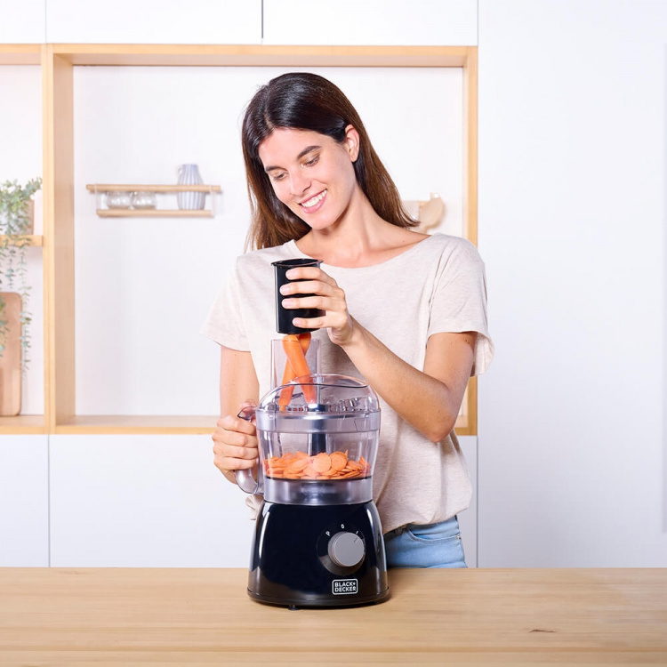 BLACK+DECKER Foodprocessor 600W Svart