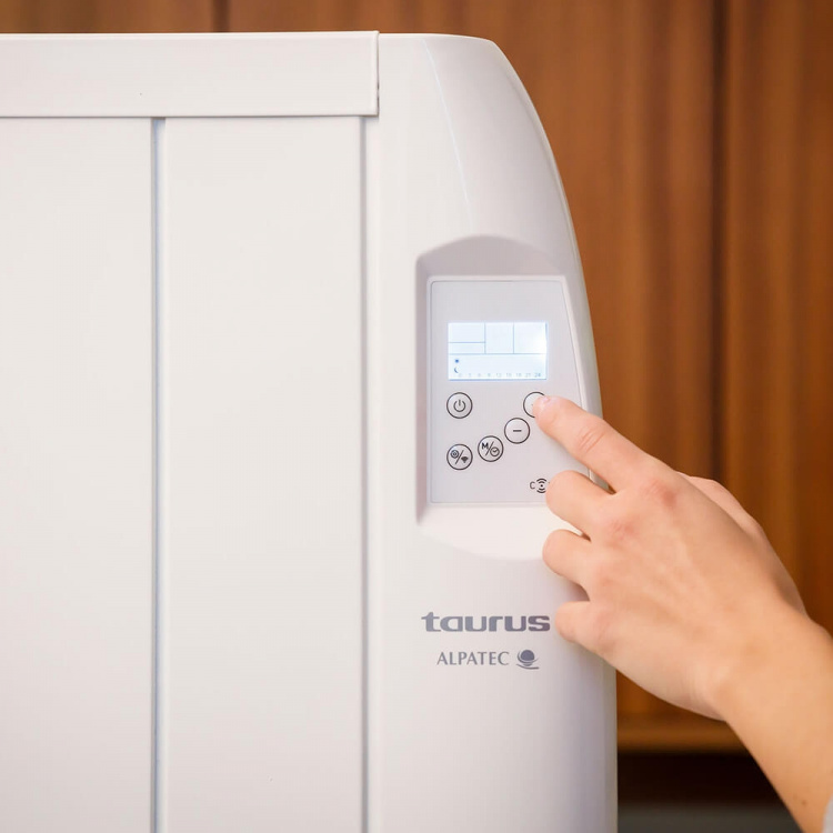 Taurus El-radiator WIFI Malbork Connect 900