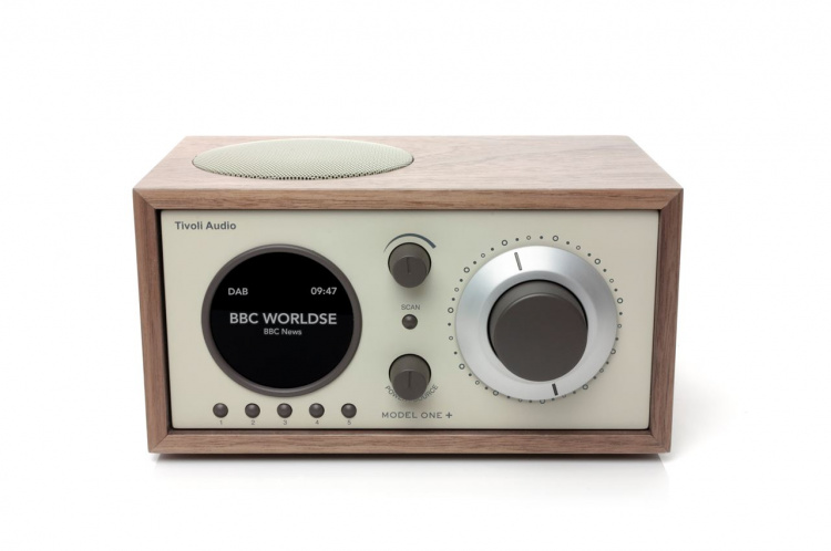 Tivoli Audio DAB-radio Model One+ Klassisk valnøtt