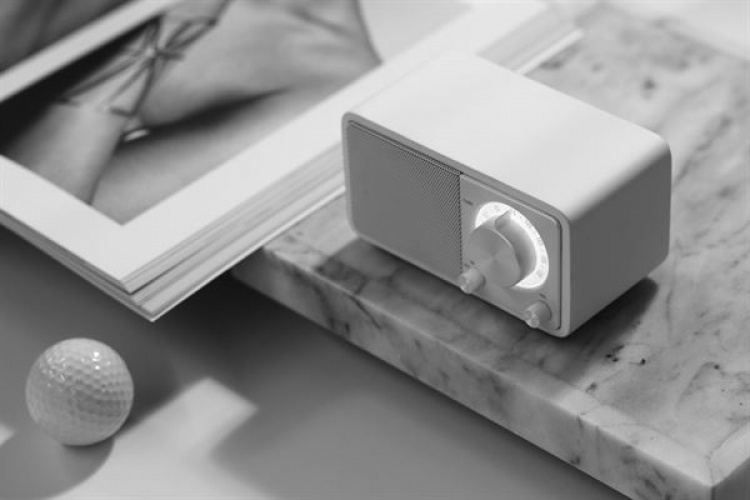 Sangean WR7 - Miniradio, hvit Sangean WR7 - Miniradio, hvit