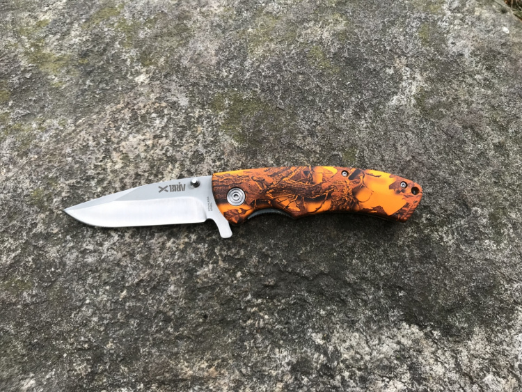 Sammenleggbar jaktkniv Orange Camo 4,5