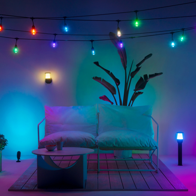 WiZ WiFi Smart Elpas-piedestal farge + varm-kald hvit 12V startpakke