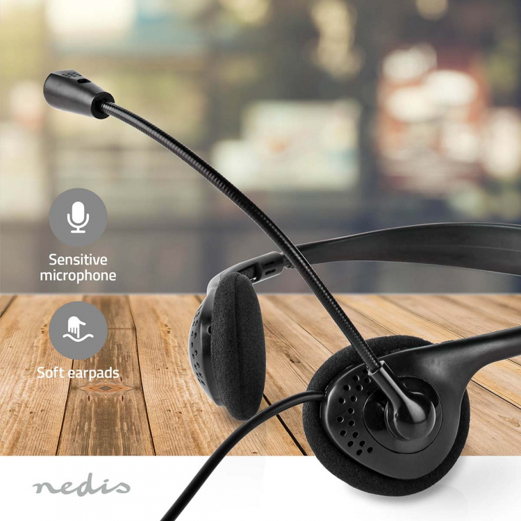 Nedis PC-hodesett | On-Ear | Stereo | USB Type-A / USB Type-C™ | Fold-Away Mikrofon | Sort Nedis PC-hodesett | On-Ear | Stereo | USB Type-A / USB Type-C™ | Fold-Away Mikrofon | Sort