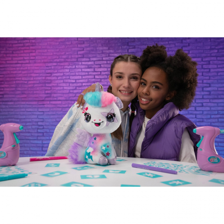 AMO TOYS Airbrush-plysj som lyser i mørket