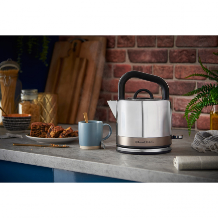 Russell Hobbs Distinctions vannkoker i titan 26422-70