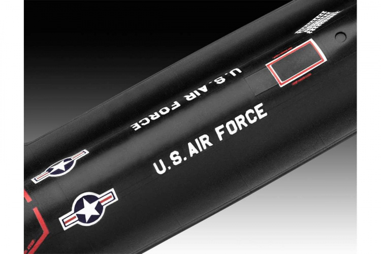 Revell Lockheed SR-71 Blackbird easy-click-system Revell Lockheed SR-71 Blackbird easy-click-system