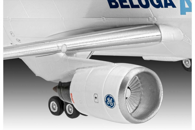 Revell Airbus A300-600ST \'Beluga\' 1:144 Revell Airbus A300-600ST \'Beluga\' 1:144