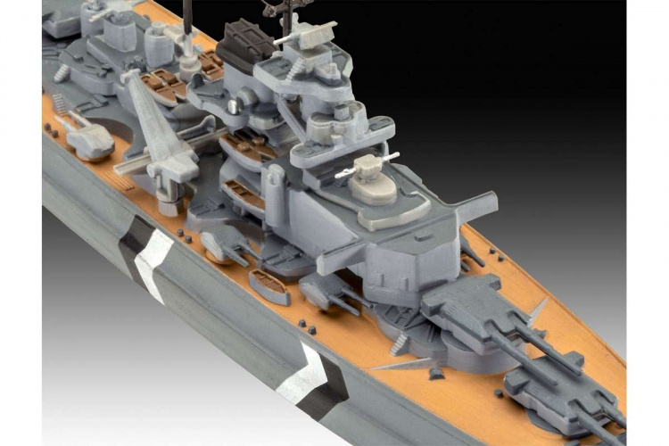 Revell Første diorama-sett - Bismarck-slaget