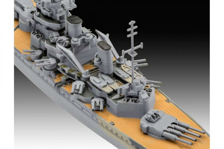 Revell Første diorama-sett - Bismarck-slaget