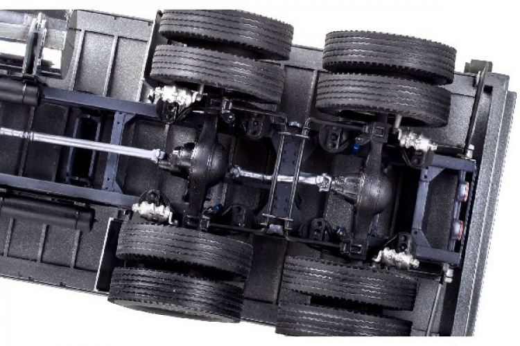 Revell Kenworth W-900 dumper