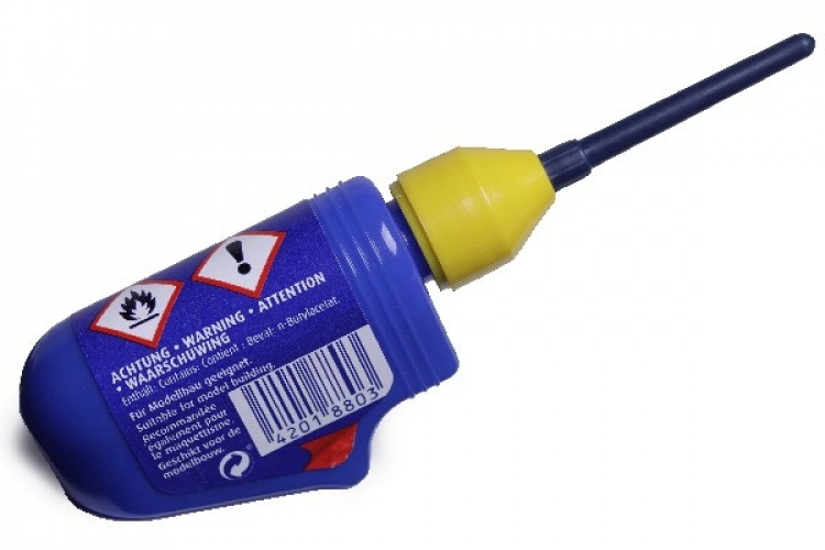 Revell Contacta Professional 25 g