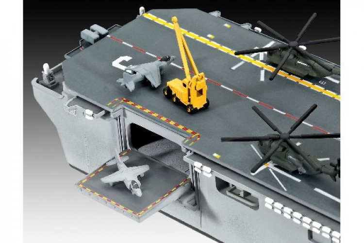 Revell Landgangsfartøyet USS WASP CLASS