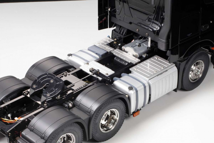 Tamiya 1/14 Mercedes Actros 3363 GigaSpace