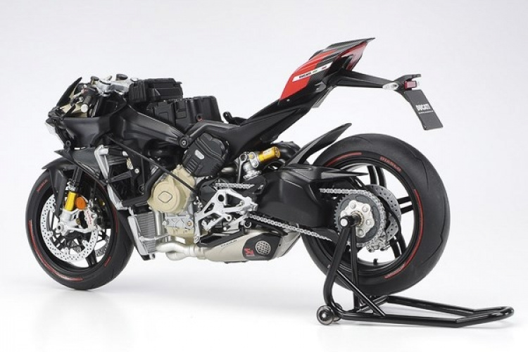 Tamiya 1/12 Ducati Superleggera V4 Tamiya 1/12 Ducati Superleggera V4