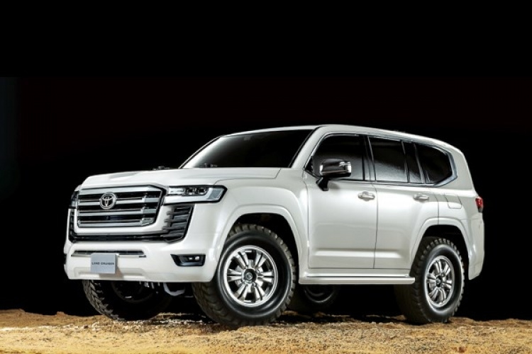 Tamiya 1/10 R/C Toyota Land Cruiser 300 (CC-02) Tamiya 1/10 R/C Toyota Land Cruiser 300 (CC-02)