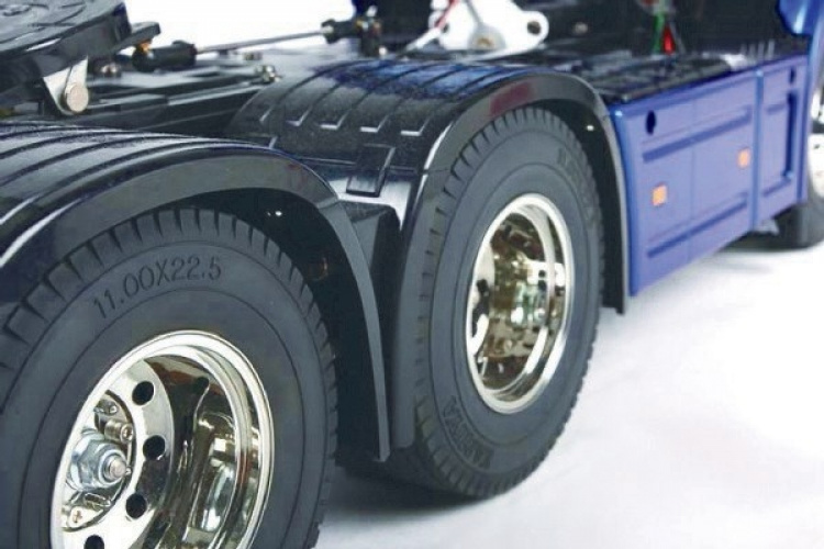 Tamiya 1/14 Scania R620 (ferdig lakkert blå)