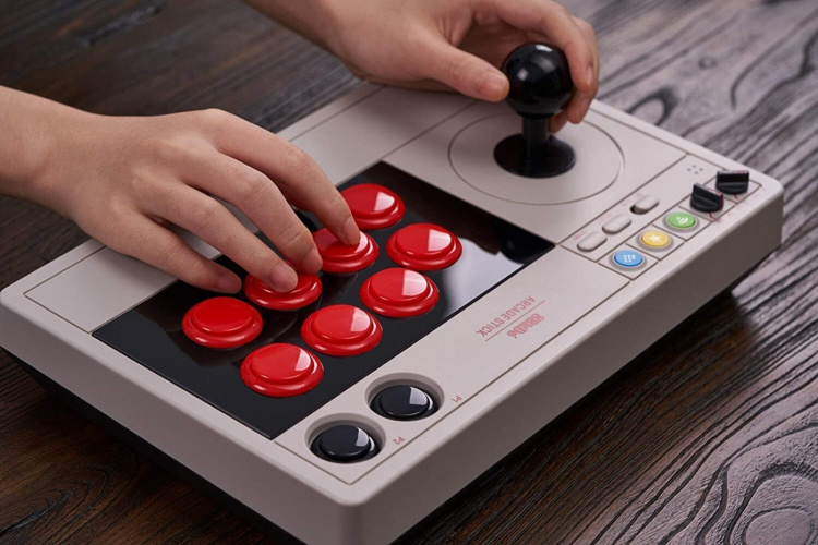 8Bitdo Arcade Stick, Switch / PC