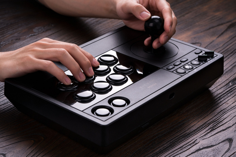 8Bitdo Arcade Stick, svart, Xbox / PC 8Bitdo Arcade Stick, svart, Xbox / PC
