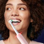 Oral B Elektrisk tannbørste Pro3 Pink + ekstra refill