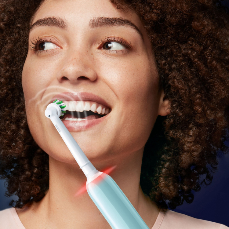 Oral B Elektrisk tannbørste Pro3 Blue + ekstra refill