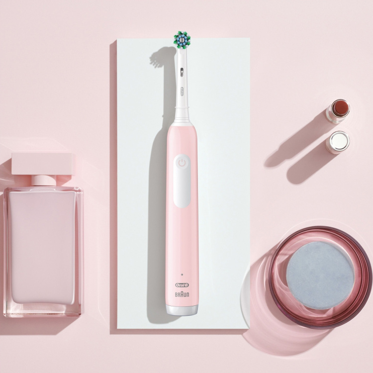 Oral B Elektrisk tannbørste Pro1 Pink + ekstra refill