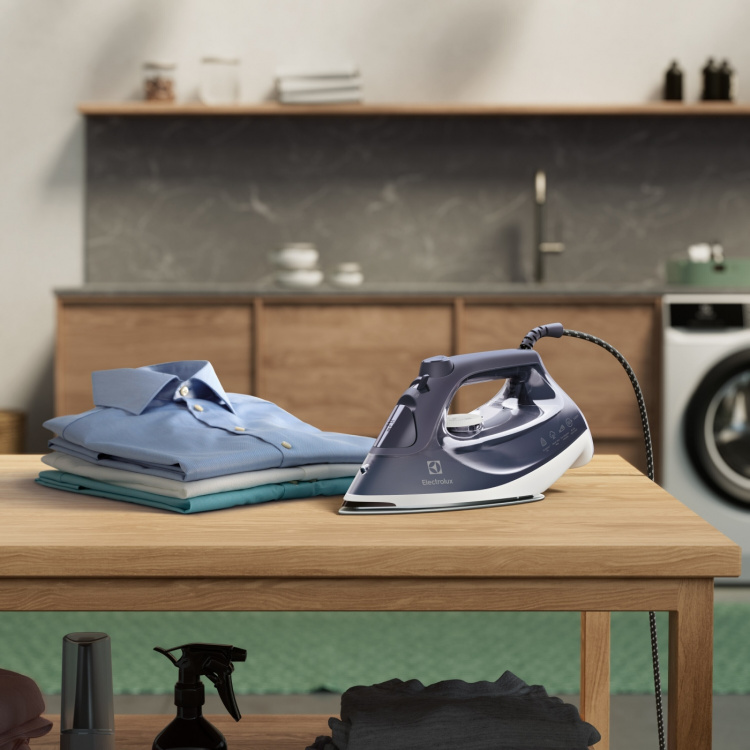 Electrolux E6SI1-2MN Refine 600 strykejern Electrolux E6SI1-2MN Refine 600 strykejern