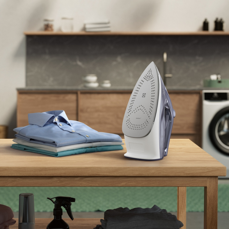 Electrolux E6SI1-2MN Refine 600 strykejern Electrolux E6SI1-2MN Refine 600 strykejern