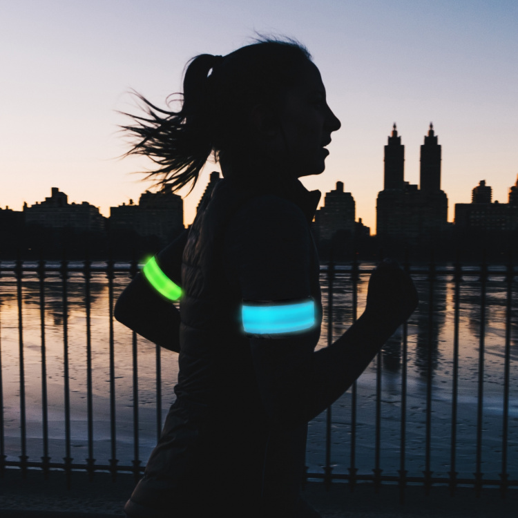 LogiLink LED-refleksarmbånd Slap-wrap 2-pakning Blå + Grønn LogiLink LED-refleksarmbånd Slap-wrap 2-pakning Blå + Grønn