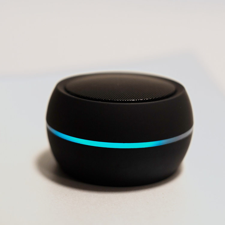 Maxlife MXBS-02 - Bærbar Bluetooth-høyttaler med LED-belysning, 3 W, svart