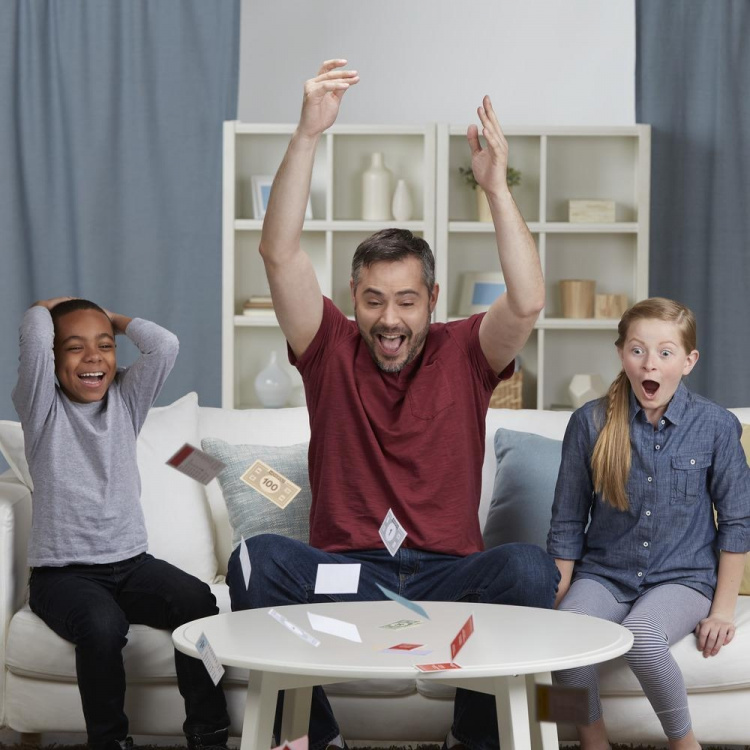 Hasbro Monopol Klassisk brettspill FI