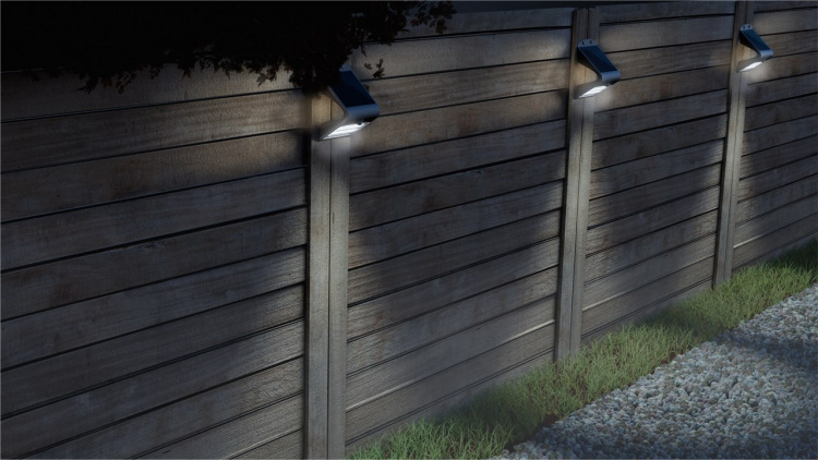 Goobay LED-solcellelampe med bevegelsesdetektor, 1,5 W nøytralt hvitt lys for inngangspartier, garasjeporter og trapper Goobay LED-solcellelampe med bevegelsesdetektor, 1,5 W nøytralt hvitt lys for inngangspartier, garasjeporter og trapper