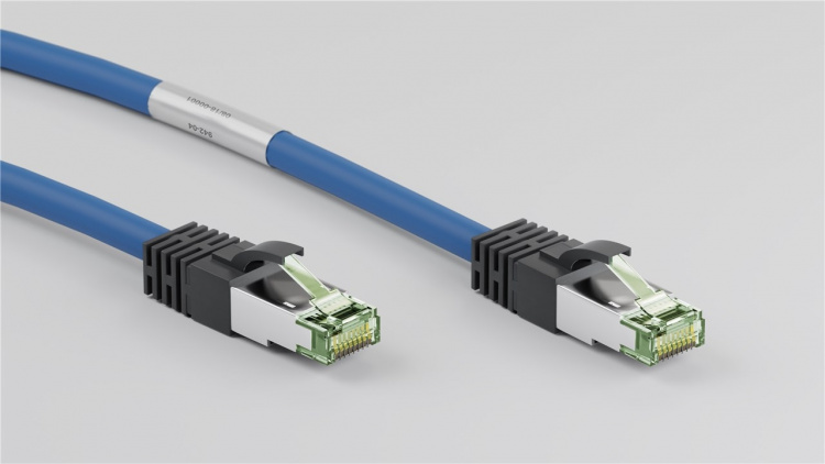 Goobay RJ45 (CAT 6A, 500 MHz) patchkabel med CAT 8.1 S/FTP-råkabel, blå 99,9 % oksygenfri kobberleder (OFC), AWG 24, halogenfri kabelmantel (LSZH), 20 m