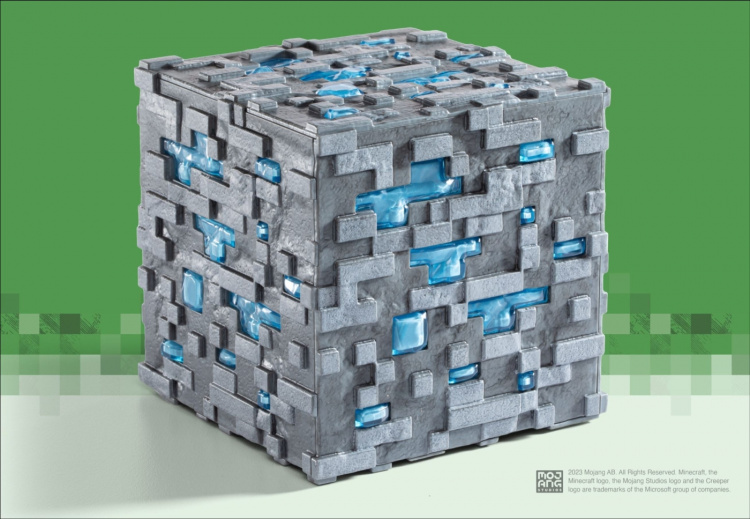 Noble Collection - Minecraft Illuminating Diamond light