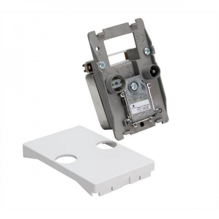 Triax Veggkontakt FM/TV TD 263E Hvit