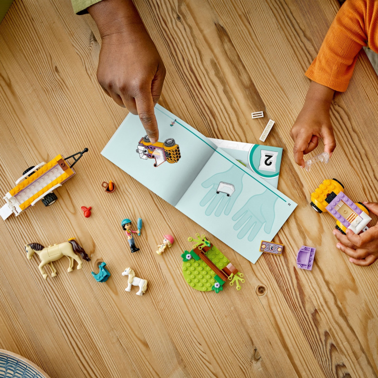 Lego Friends 42634 - Hest og ponnitrailer