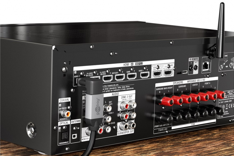 Goobay HDMI™ vinklet adapter 270°, gullbelagt, 8K @ 60 Hz HDMI™-kontakt (type A) > HDMI™-plugg (type A) 270°