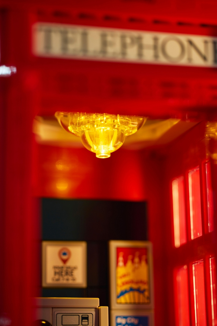 Lego Ideas 21347 - London Red Phone Booth