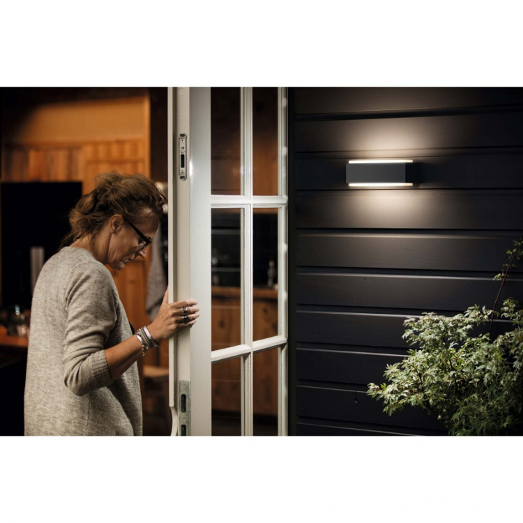 Philips Stratosphere Vegglampe Ultra Efficient LED 3,8W 800lm Antracitt Philips Stratosphere Vegglampe Ultra Efficient LED 3,8W 800lm Antracitt