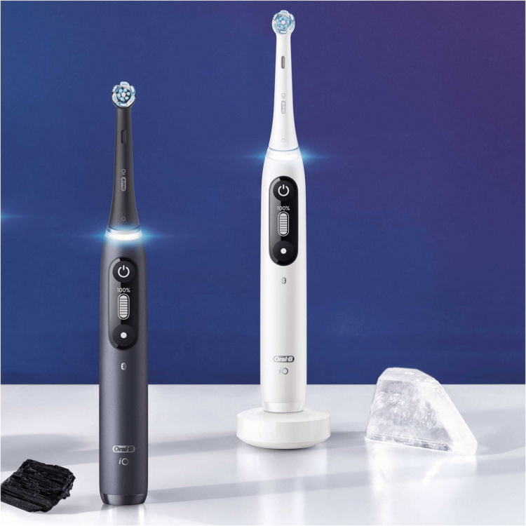 Oral B iO Series 7 - elektrisk tannbørste, svart