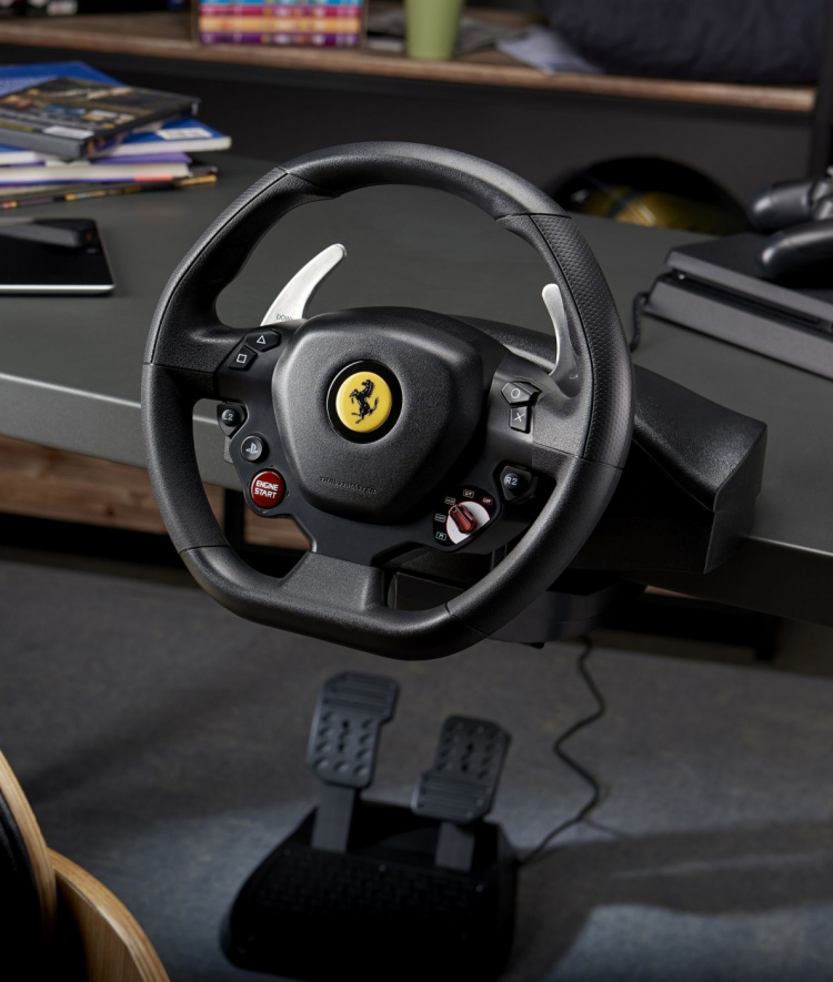 Thrustmaster T80 Ferrari 488 GTB rattkontroll PS4 / PS5 / PC Thrustmaster T80 Ferrari 488 GTB rattkontroll PS4 / PS5 / PC