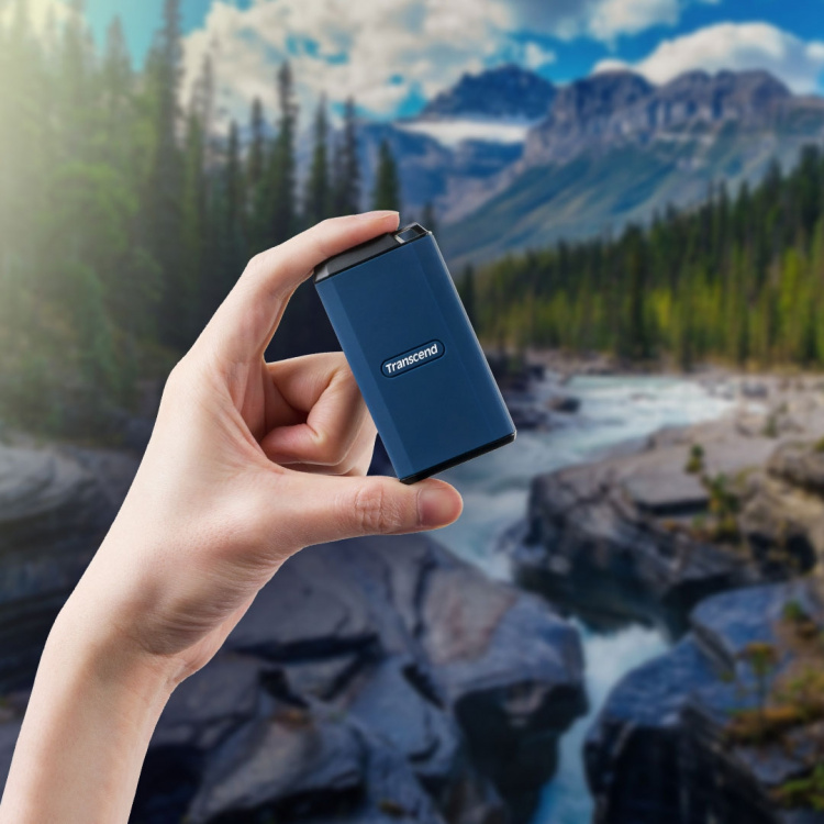 Transcend Bærbar SSD ESD410C USB-C 2 TB 20 Gbps (R2000/W2000 Mb/s) IPX5