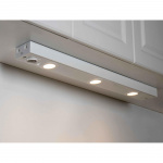 Llitt Emma 870 Kjøkkenbenklampe 2xspot + stikkontakt 3000K 650lm 870cm Llitt Emma 870 Kjøkkenbenklampe 2xspot + stikkontakt 3000K 650lm 870cm