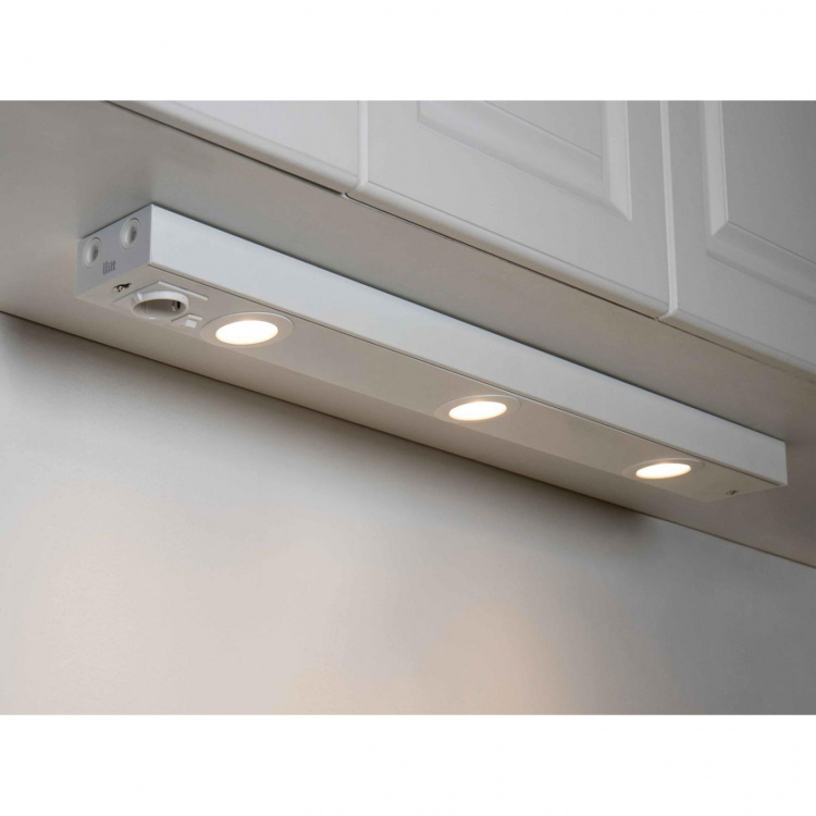 Llitt Emma 870 Kjøkkenbenklampe 2xspot + stikkontakt 3000K 650lm 870cm Llitt Emma 870 Kjøkkenbenklampe 2xspot + stikkontakt 3000K 650lm 870cm