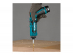 Makita DF012DSE Drill/driver 2 batterier inkludert 1/4 innvendig sekskant