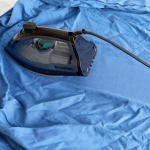 Champion Steam Iron Ceramic 2400W SJ500 Svart