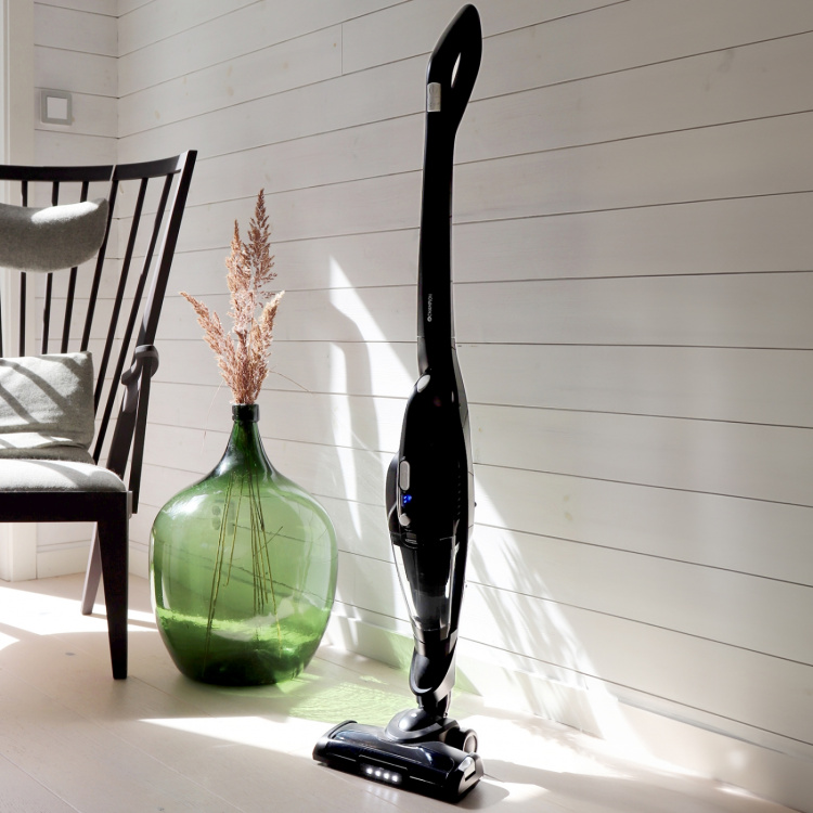 Champion Støvsugerskaft Eco Clean 2in1 120W SD420 Matt svart Champion Støvsugerskaft Eco Clean 2in1 120W SD420 Matt svart