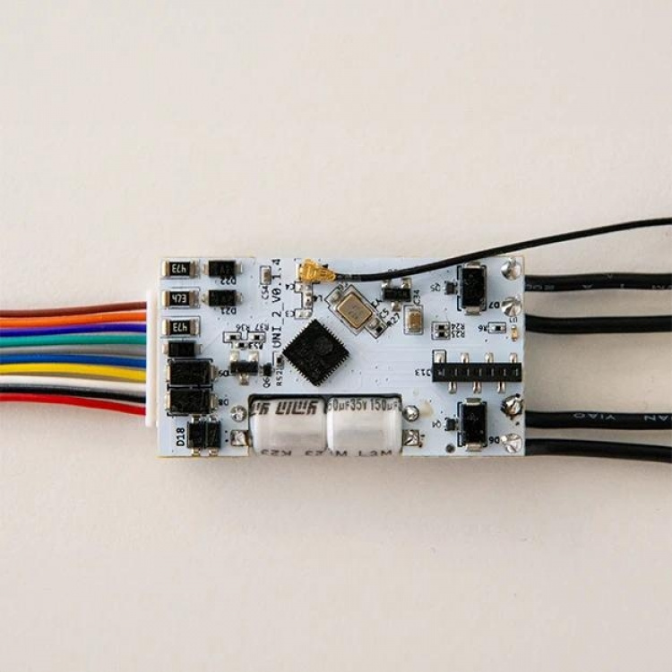 Shelly Plus Uni Universal Wi-fi-sensor